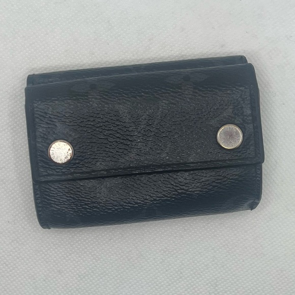 Authentic Louis Vuitton LV Monogram Eclipse Discovery Compact Wallet - Picture 14 of 14